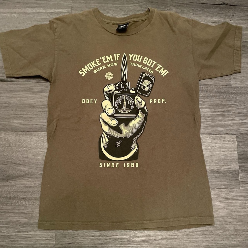 obey proproganda tee